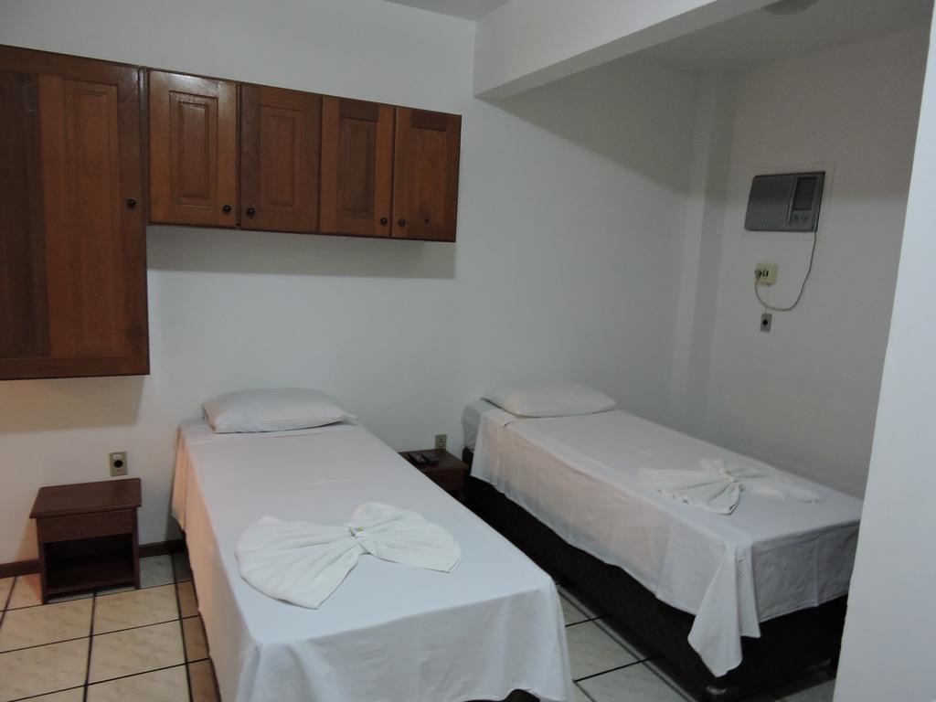 Rede Hs Hotelaria Флоріанополіс Номер фото
